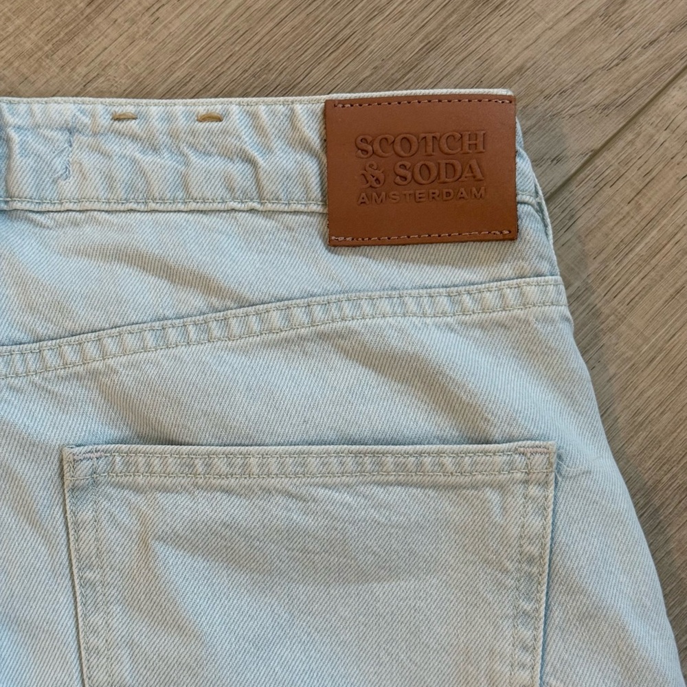 The Sky Straight Jeans - Picture 5 of 5